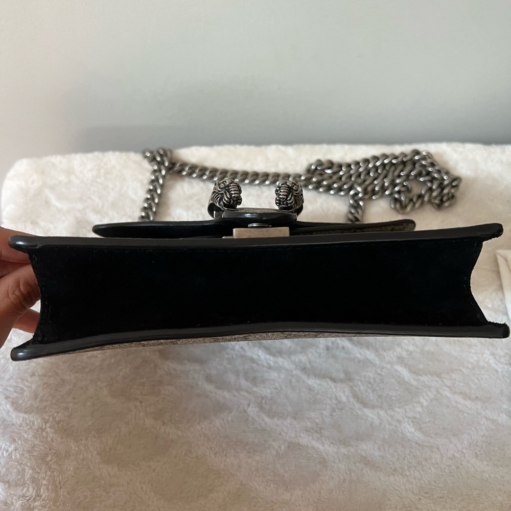Authentic Gucci Dionysus Mini Bag - Picture 3 of 16